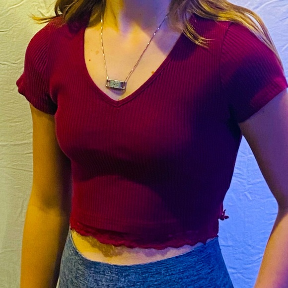 -Brandy Melville Maroon Top- - Picture 1 of 3
